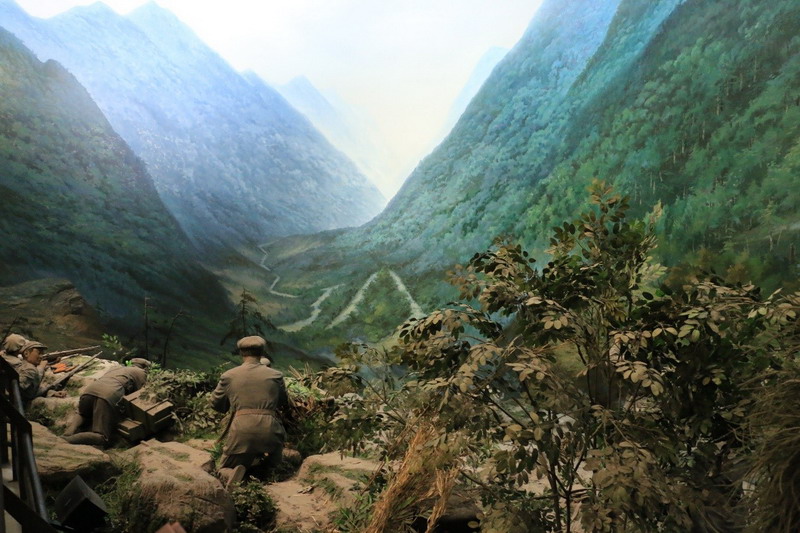 1543992356101959.jpg 娄山关战役_调整大小.jpg