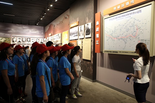 参观1 参观1