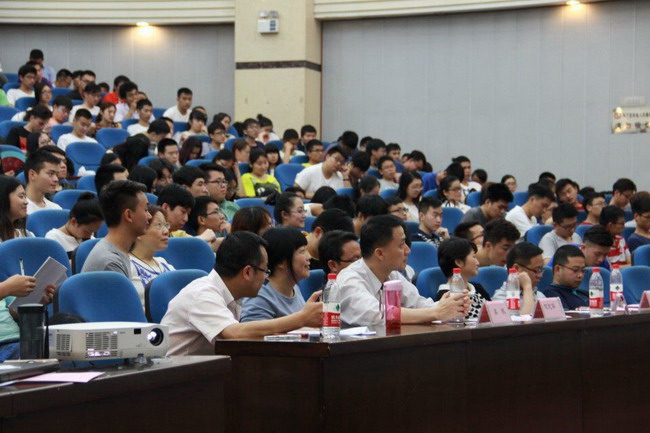 3.评委老师