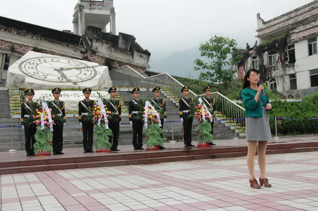 5.教师代表黎萍老师发言